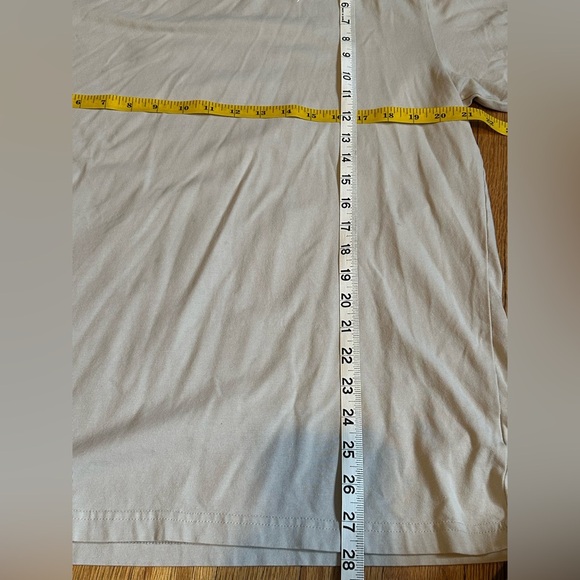 Gymshark Light Tan Short Sleeve Tee - Picture 4 of 4